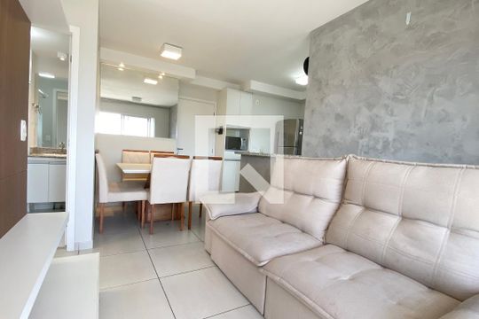 Sala de apartamento para alugar com 2 quartos, 62m² em Alphaville Residencial Um, Barueri