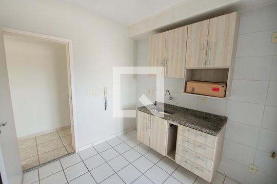Cozinha de apartamento para alugar com 3 quartos, 83m² em Vila São José, Taubaté