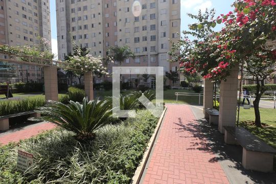 Área comum de apartamento para alugar com 2 quartos, 44m² em Ponte Grande, Guarulhos