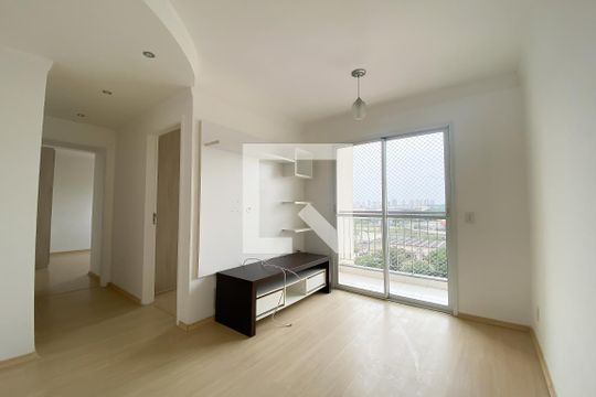 Sala de apartamento para alugar com 2 quartos, 50m² em Presidente Altino, Osasco