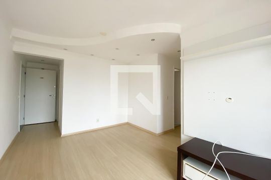 Sala de apartamento para alugar com 2 quartos, 50m² em Presidente Altino, Osasco