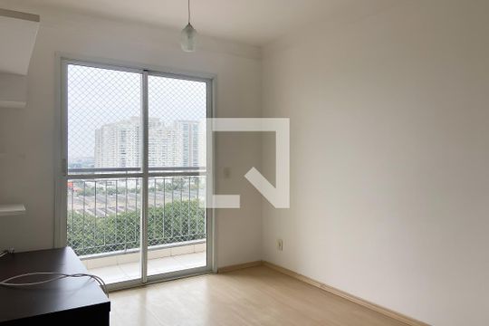 Sala de apartamento para alugar com 2 quartos, 50m² em Presidente Altino, Osasco