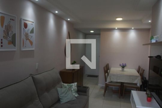 Sala de apartamento à venda com 3 quartos, 69m² em Cachambi, Rio de Janeiro