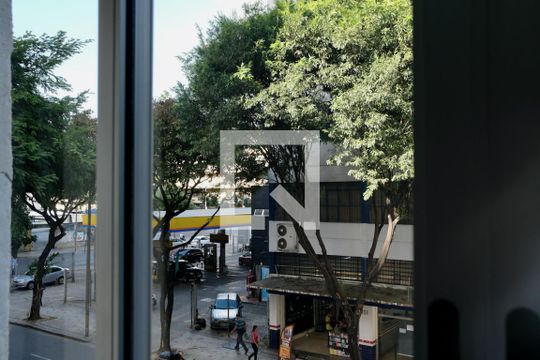Vista de apartamento à venda com 3 quartos, 111m² em Centro, Belo Horizonte