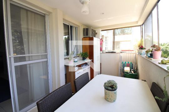 Varanda de apartamento à venda com 3 quartos, 98m² em Jacarepaguá, Rio de Janeiro