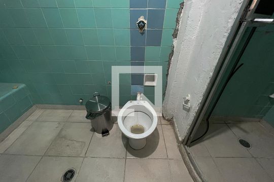 Banheiro de apartamento à venda com 2 quartos, 114m² em Bom Retiro, São Paulo