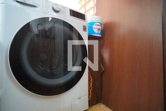 Cozinha de apartamento à venda com 1 quarto, 45m² em Vl Ipiranga, Porto Alegre