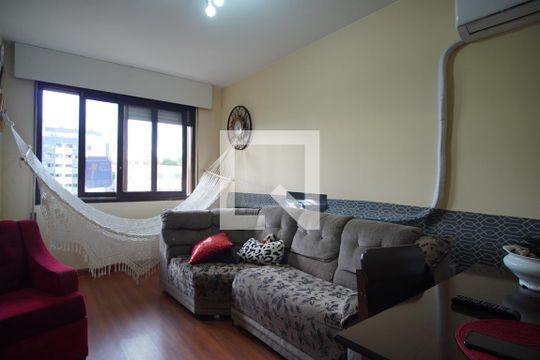 Apartamento à venda com 1 quarto, 45m² em Vl Ipiranga, Porto Alegre