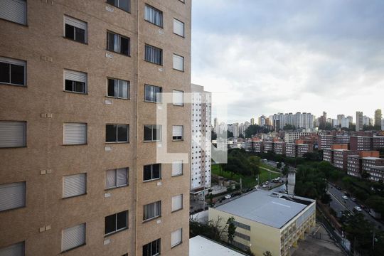 Vista de apartamento para alugar com 1 quarto, 24m² em Paraíso do Morumbi, São Paulo