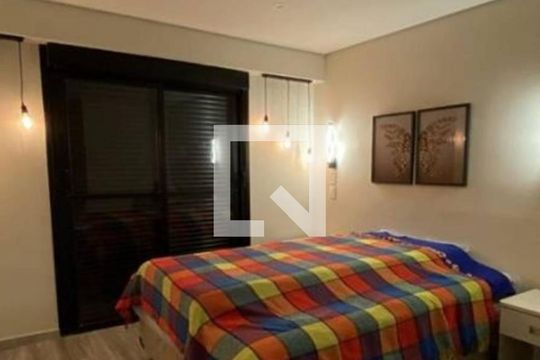 Quarto de apartamento à venda com 2 quartos, 87m² em Vila Osasco, Osasco
