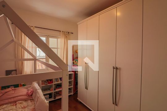 Quarto 3 de casa à venda com 3 quartos, 125m² em Vila Tiradentes, São Paulo