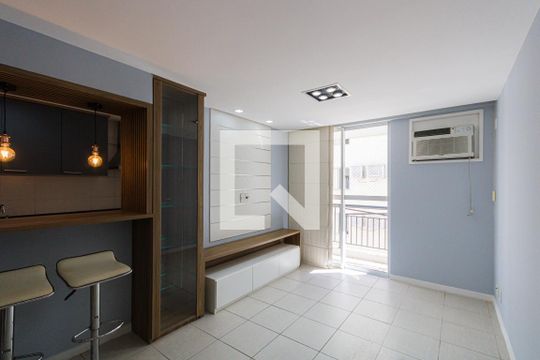 Sala de apartamento à venda com 2 quartos, 75m² em Freguesia (jacarepaguá), Rio de Janeiro