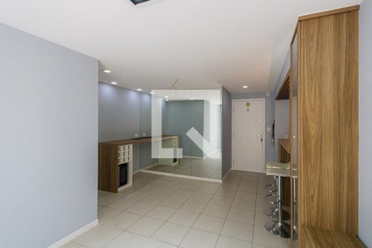 Sala de apartamento à venda com 2 quartos, 75m² em Freguesia (jacarepaguá), Rio de Janeiro