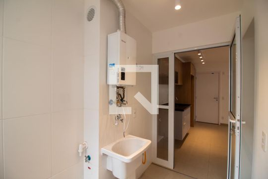 Área de Serviço de apartamento para alugar com 2 quartos, 84m² em Santo Amaro, São Paulo