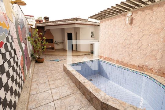 ÁreacomumPiscina02 de casa para alugar com 4 quartos, 323m² em Vila Bastos, Santo André