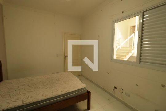 Suíte de casa para alugar com 4 quartos, 323m² em Vila Bastos, Santo André