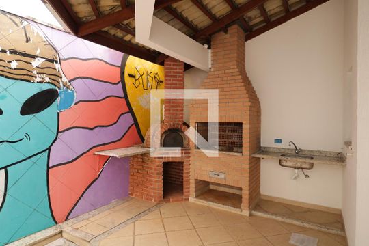 ÁreacomumChurrasqueira01 de casa para alugar com 4 quartos, 323m² em Vila Bastos, Santo André