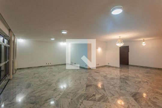 Sala de apartamento à venda com 4 quartos, 310m² em Tijuca, Rio de Janeiro