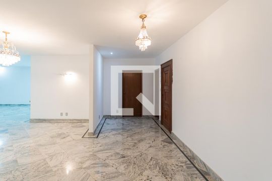Sala de apartamento à venda com 4 quartos, 310m² em Tijuca, Rio de Janeiro