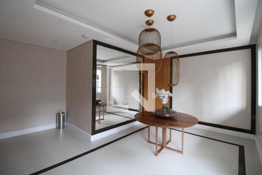 Área comum - Hall socia  de apartamento para alugar com 3 quartos, 96m² em Barra Funda, São Paulo