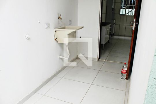 Área de Serviço de casa para alugar com 1 quarto, 44m² em Conjunto Residencial José Bonifácio, São Paulo