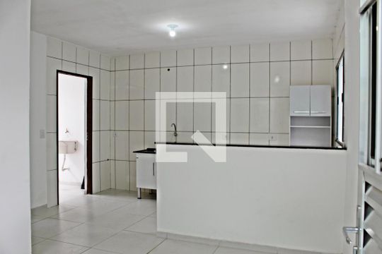 Casa para alugar com 1 quarto, 44m² em Conjunto Residencial José Bonifácio, São Paulo