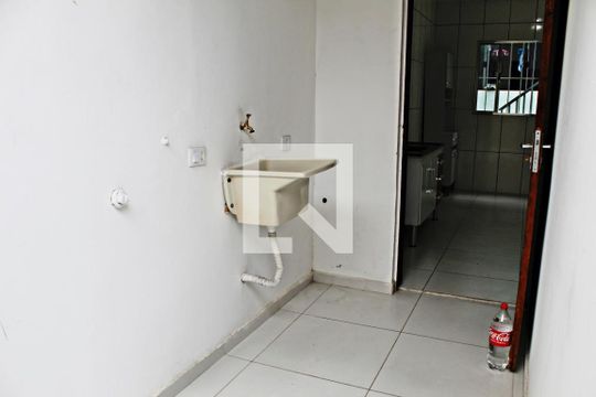 Área de Serviço de casa para alugar com 1 quarto, 44m² em Conjunto Residencial José Bonifácio, São Paulo