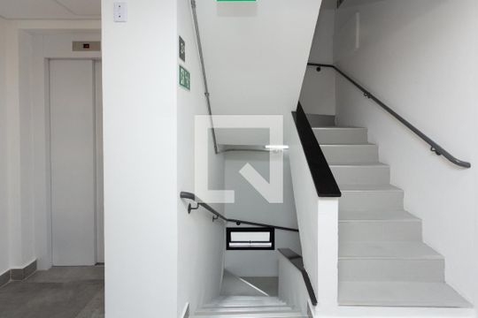 Hall social de kitnet/studio para alugar com 1 quarto, 15m² em Vila Nova Conceição, São Paulo