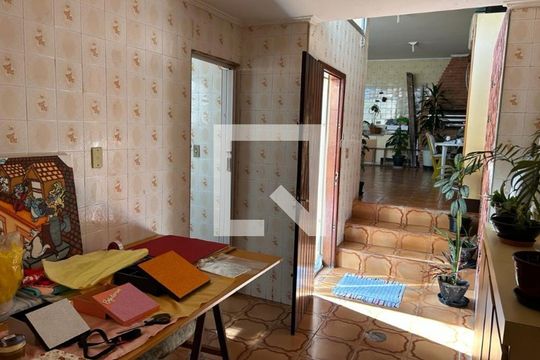 Casa à venda com 3 quartos, 211m² em Vila Oratorio, São Paulo