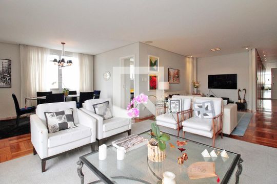 Sala de apartamento à venda com 3 quartos, 210m² em Santa Cecília, São Paulo