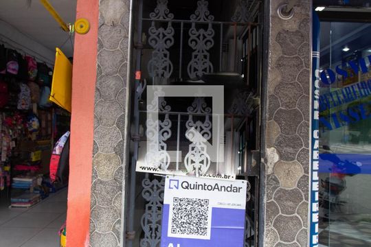 Fachada de casa para alugar com 2 quartos, 88m² em Conjunto Residencial José Bonifácio, São Paulo