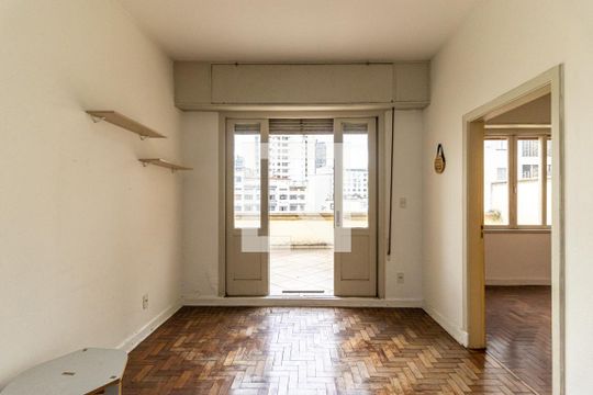 Apartamento à venda com 1 quarto, 77m² em República, São Paulo