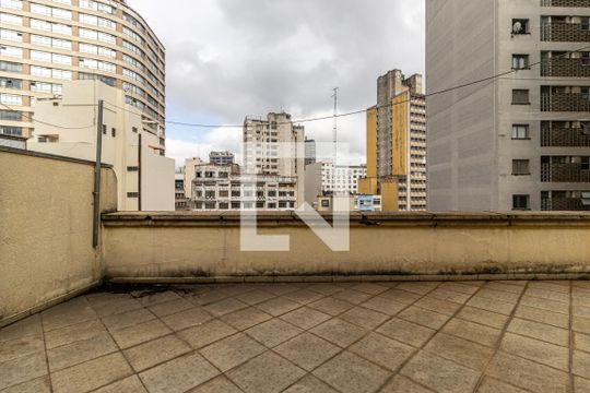 Varanda de apartamento à venda com 1 quarto, 77m² em República, São Paulo