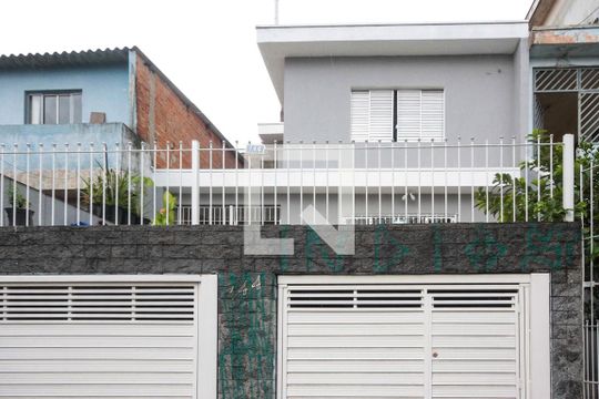 Fachada de casa à venda com 4 quartos, 130m² em Jardim Mimar, São Paulo