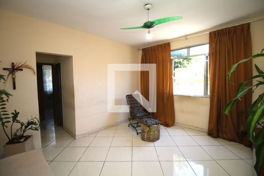 Apartamento para alugar com 2 quartos, 60m² em Olaria, Rio de Janeiro