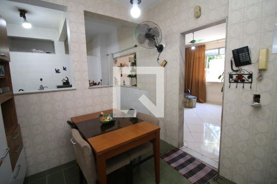 Cozinha e Copa de apartamento para alugar com 2 quartos, 60m² em Olaria, Rio de Janeiro