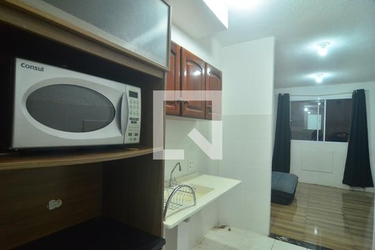 Cozinha de apartamento à venda com 1 quarto, 42m² em São Luis, Canoas