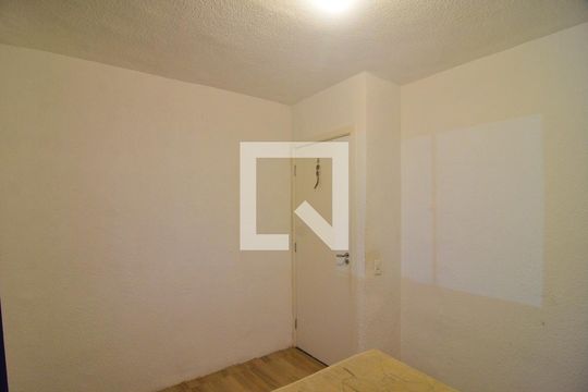Quarto 1 de apartamento à venda com 1 quarto, 42m² em São Luis, Canoas