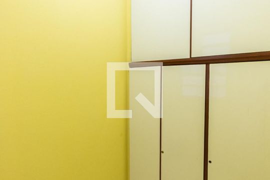 Quarto de Serviço de apartamento à venda com 2 quartos, 85m² em Tijuca, Rio de Janeiro