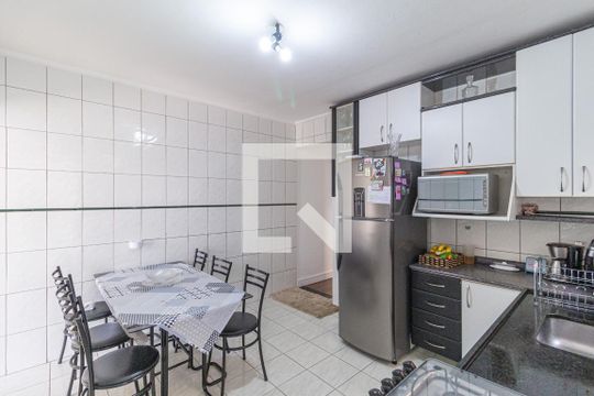 Cozinha de casa à venda com 3 quartos, 110m² em Jardim das Flores, Osasco