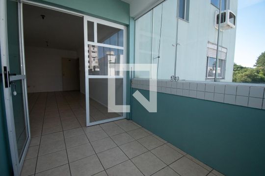 varanda de apartamento para alugar com 2 quartos, 90m² em Hamburgo Velho, Novo Hamburgo