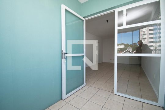 varanda-sala de apartamento para alugar com 2 quartos, 90m² em Hamburgo Velho, Novo Hamburgo