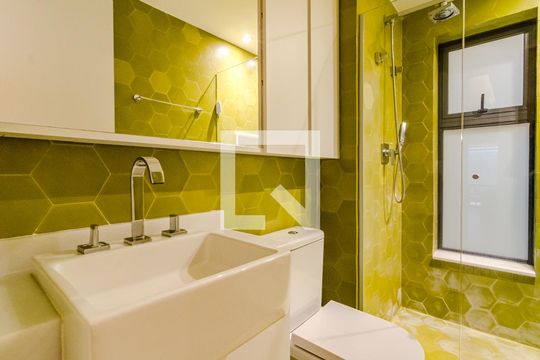 Banheiro de apartamento à venda com 2 quartos, 155m² em Paraíso, São Paulo