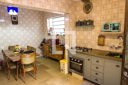 Cozinha de casa para alugar com 2 quartos, 189m² em Bela Vista, São Paulo