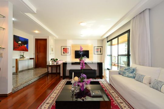 Apartamento à venda com 4 quartos, 214m² em Mirandópolis, São Paulo