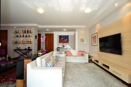 Sala de apartamento à venda com 4 quartos, 214m² em Mirandópolis, São Paulo