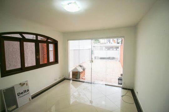 Sala de casa à venda com 3 quartos, 250m² em Vila Jacuí, São Paulo