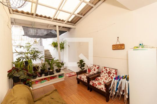 Área externa de casa à venda com 4 quartos, 288m² em Rincão, Novo Hamburgo