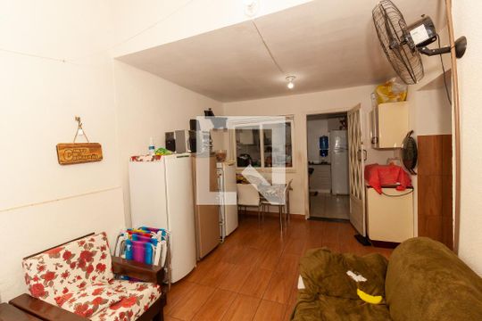 Área externa de casa à venda com 4 quartos, 288m² em Rincão, Novo Hamburgo