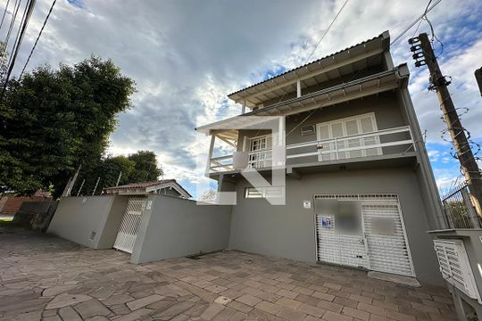 Fachada de casa à venda com 3 quartos, 297m² em Rio dos Sinos, São Leopoldo